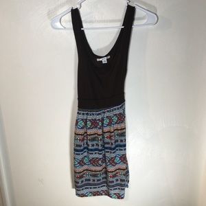 Cute Papaya Dress Size Small - D17